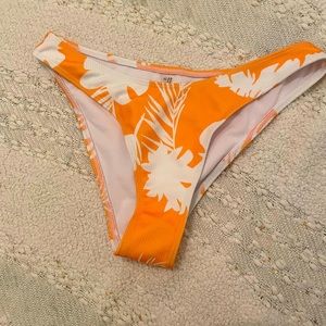 Yellow floral bikini bottoms!!
